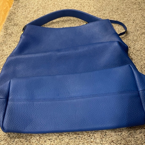 NWT Burberry London Grainy Leather Medium Cale Hobo Tote Bag - 💯 Authentic - Picture 3 of 5